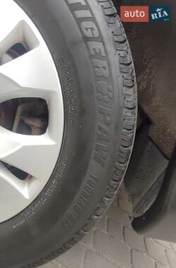 Позашляховик / Кросовер Honda CR-V 2012 в  фото 22 Позашляховик / Кросовер Honda CR-V 2012 в