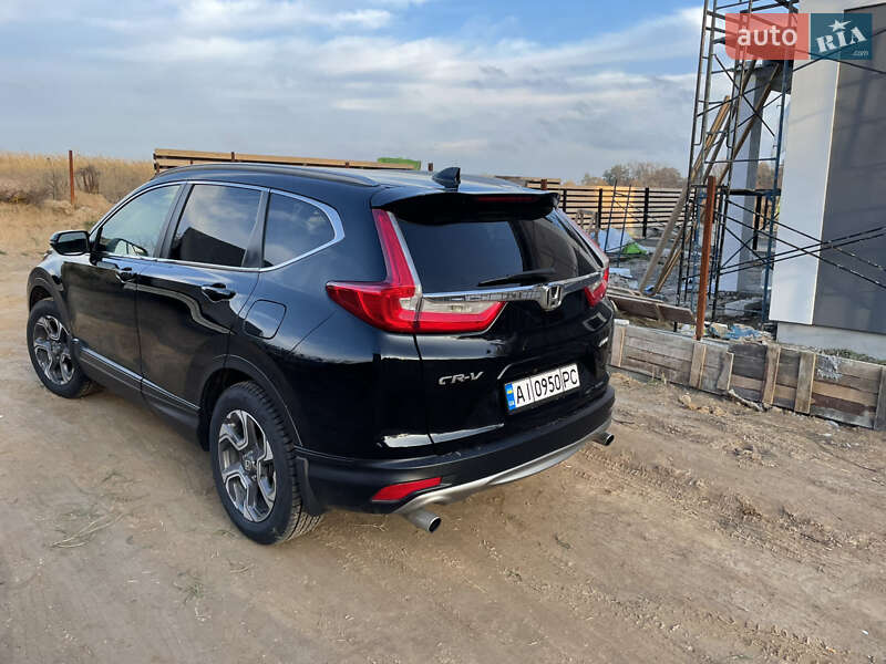 Внедорожник / Кроссовер Honda CR-V 2017 в Киеве