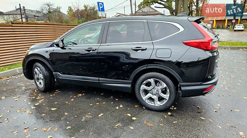Внедорожник / Кроссовер Honda CR-V 2019 в Киеве