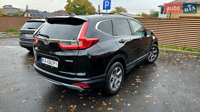 Внедорожник / Кроссовер Honda CR-V 2019 в Киеве