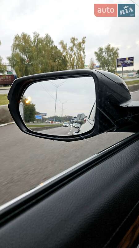 Внедорожник / Кроссовер Honda CR-V 2019 в Киеве