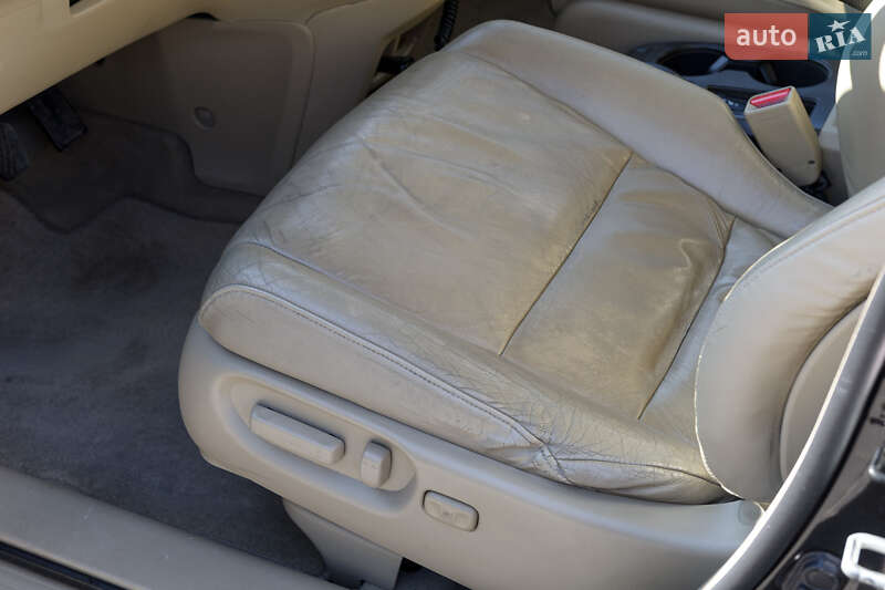 Позашляховик / Кросовер Honda CR-V 2008 в Львові фото 13 Позашляховик / Кросовер Honda CR-V 2008 в Львові