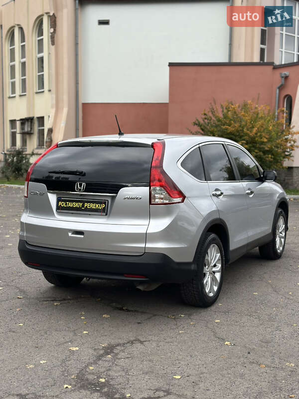 Внедорожник / Кроссовер Honda CR-V 2014 в Полтаве