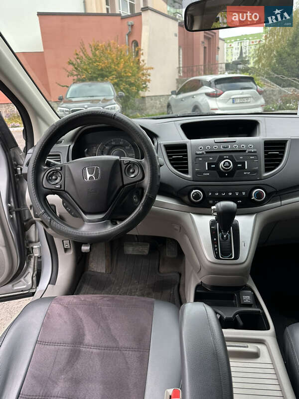 Внедорожник / Кроссовер Honda CR-V 2014 в Полтаве