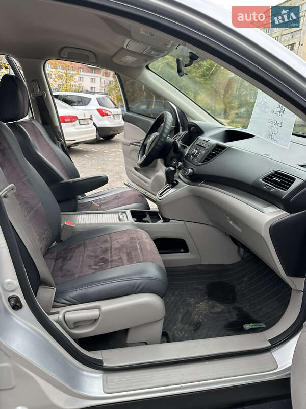 Внедорожник / Кроссовер Honda CR-V 2014 в Полтаве