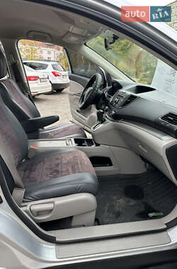 Позашляховик / Кросовер Honda CR-V 2014 в  фото 17 Позашляховик / Кросовер Honda CR-V 2014 в