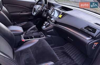 Позашляховик / Кросовер Honda CR-V 2015 в 