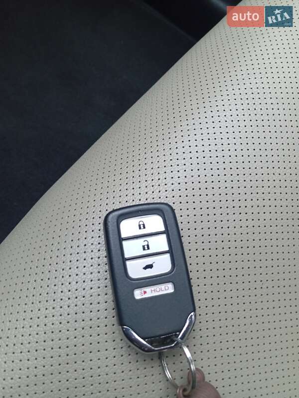 Внедорожник / Кроссовер Honda CR-V 2016 в Киеве