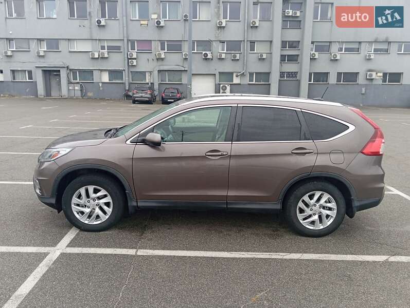 Внедорожник / Кроссовер Honda CR-V 2016 в Киеве