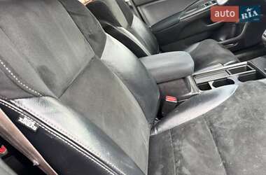 Позашляховик / Кросовер Honda CR-V 2015 в  фото 54 Позашляховик / Кросовер Honda CR-V 2015 в