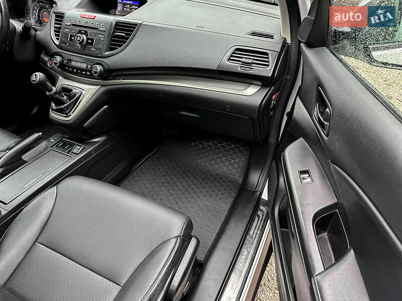 Внедорожник / Кроссовер Honda CR-V 2013 в Бродах