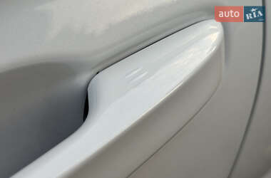 Внедорожник / Кроссовер Honda CR-V 2023 в 