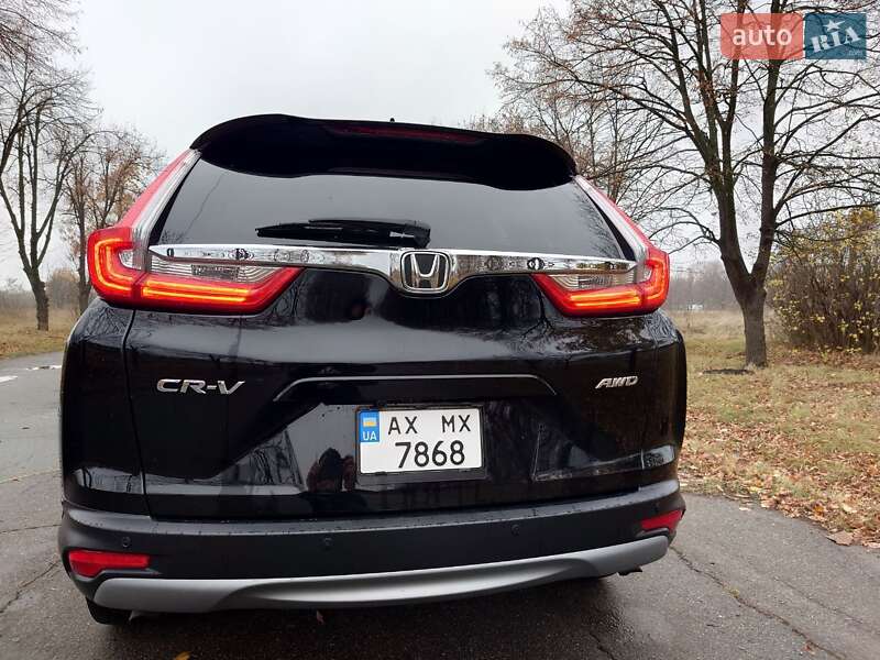 Внедорожник / Кроссовер Honda CR-V 2018 в Киеве