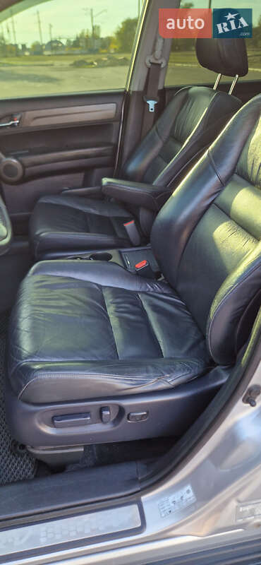 Позашляховик / Кросовер Honda CR-V 2010 в Дніпрі