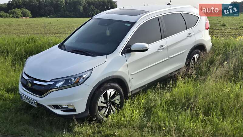 Позашляховик / Кросовер Honda CR-V 2015 в Києві