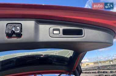 Позашляховик / Кросовер Honda CR-V 2023 в 