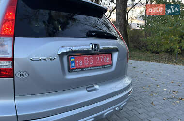 Позашляховик / Кросовер Honda CR-V 2011 в  фото 8 Позашляховик / Кросовер Honda CR-V 2011 в