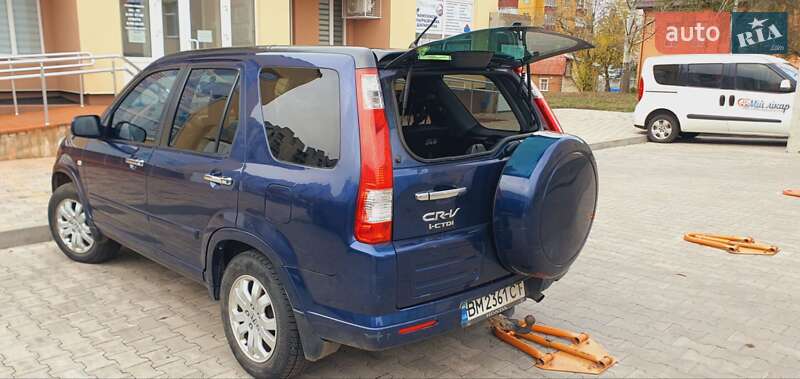 Внедорожник / Кроссовер Honda CR-V 2005 в Сумах