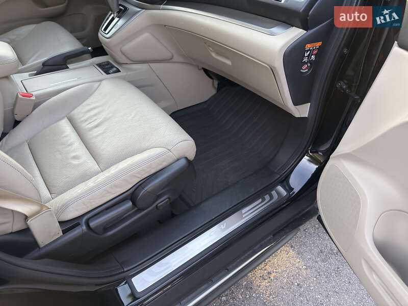 Позашляховик / Кросовер Honda CR-V 2013 в Радивиліві фото 37 Позашляховик / Кросовер Honda CR-V 2013 в Радивиліві