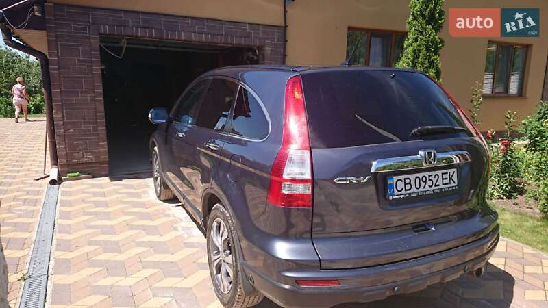 Позашляховик / Кросовер Honda CR-V 2011 в Чернігові