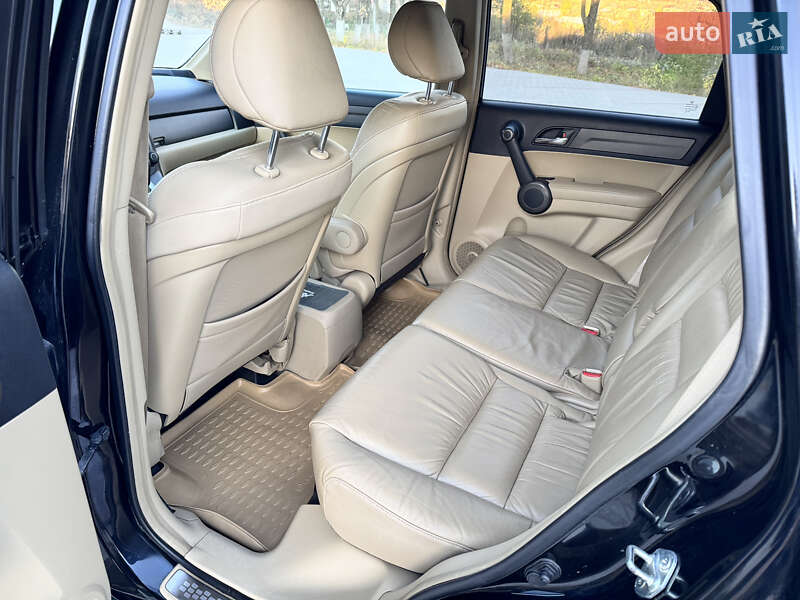 Внедорожник / Кроссовер Honda CR-V 2010 в Тернополе