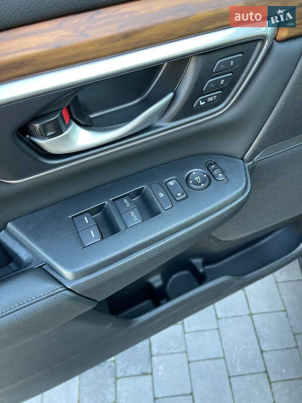 Позашляховик / Кросовер Honda CR-V 2022 в Львові