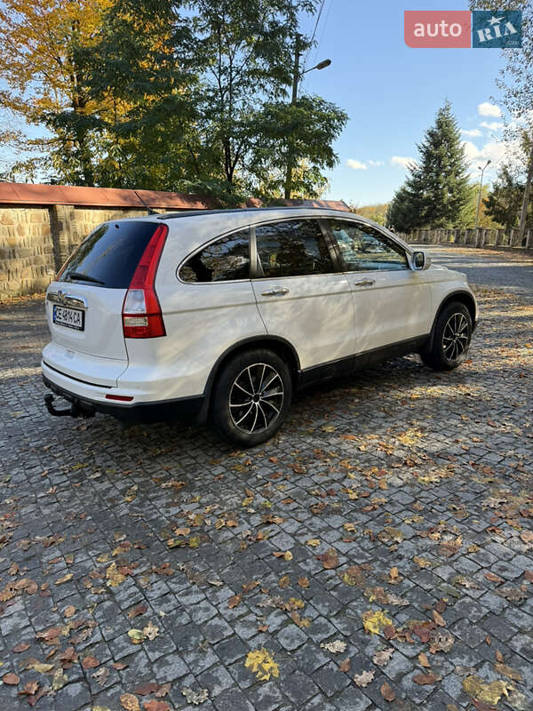 Внедорожник / Кроссовер Honda CR-V 2011 в Черновцах