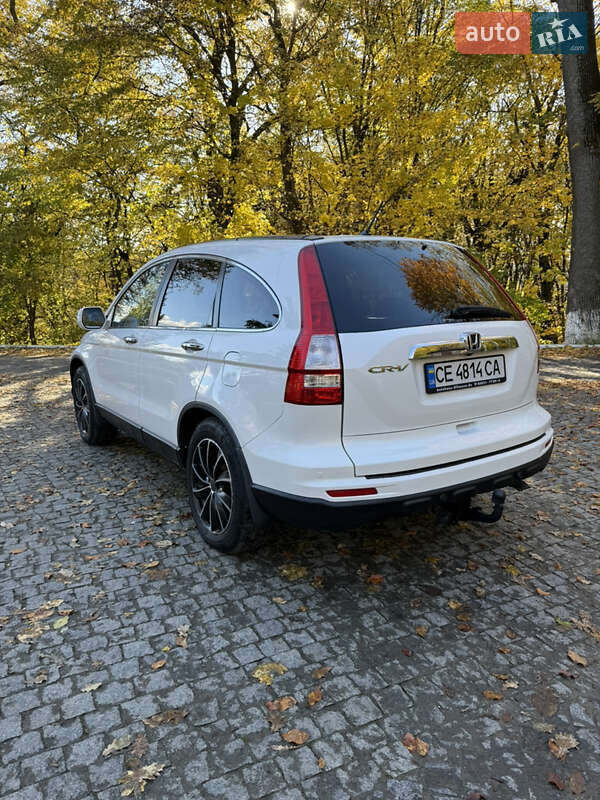 Внедорожник / Кроссовер Honda CR-V 2011 в Черновцах