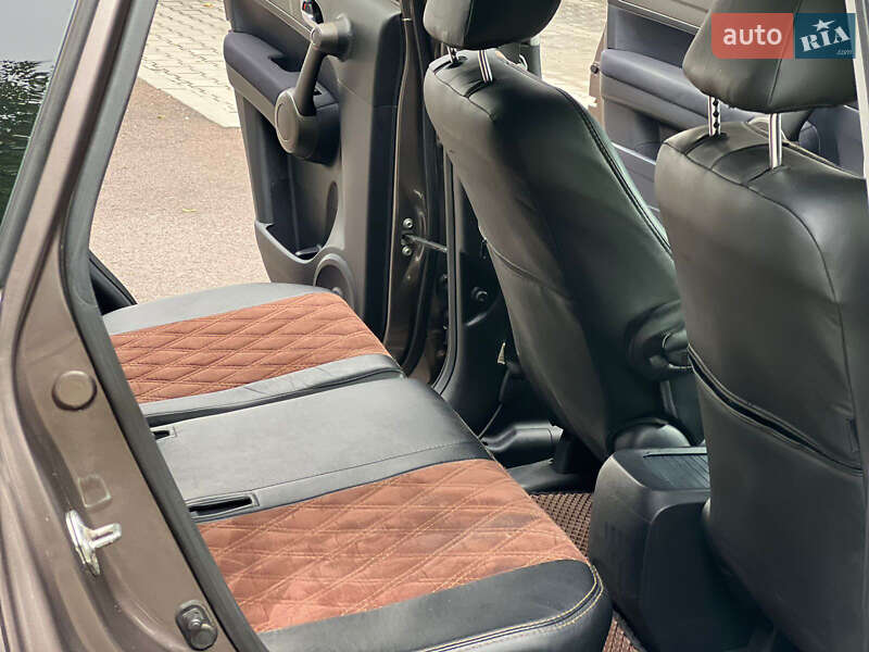 Внедорожник / Кроссовер Honda CR-V 2010 в Кременце фото 24 Внедорожник / Кроссовер Honda CR-V 2010 в Кременце