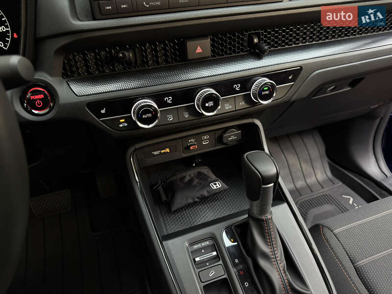 Внедорожник / Кроссовер Honda CR-V 2024 в Киеве