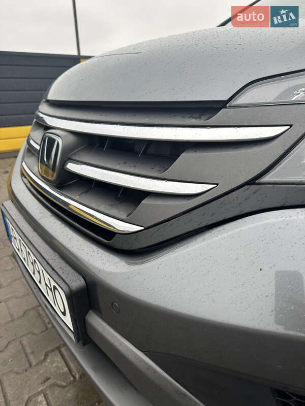 Внедорожник / Кроссовер Honda CR-V 2013 в Виннице