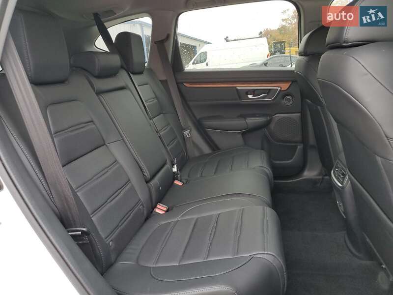 Внедорожник / Кроссовер Honda CR-V 2020 в Одессе