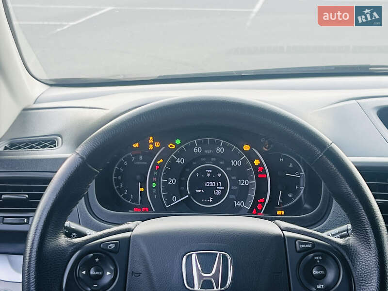 Позашляховик / Кросовер Honda CR-V 2014 в Полтаві