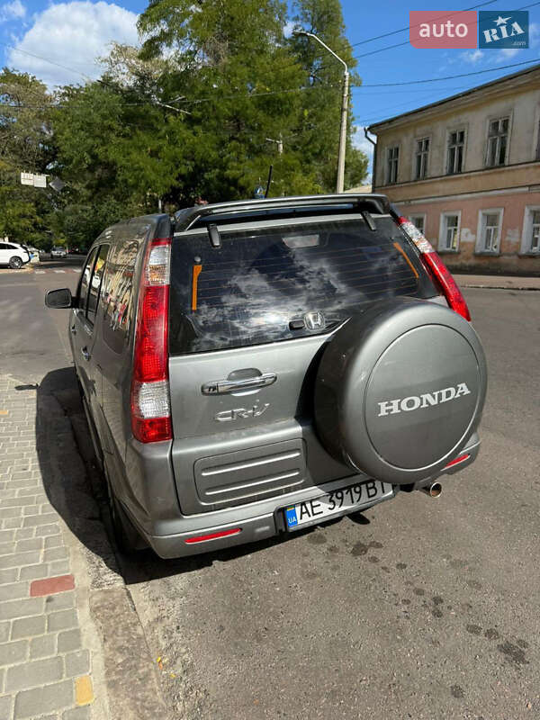 Внедорожник / Кроссовер Honda CR-V 2006 в Днепре фото 7 Внедорожник / Кроссовер Honda CR-V 2006 в Днепре