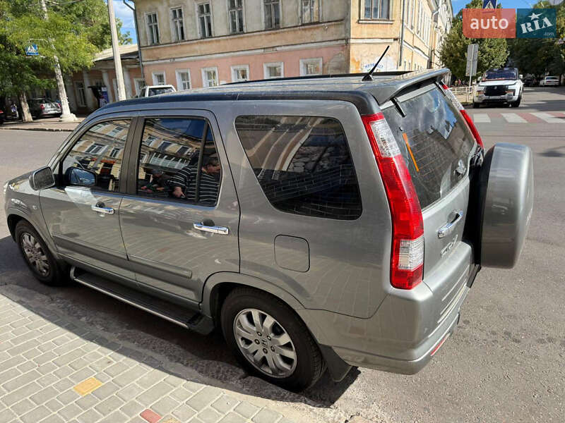 Внедорожник / Кроссовер Honda CR-V 2006 в Днепре фото 6 Внедорожник / Кроссовер Honda CR-V 2006 в Днепре