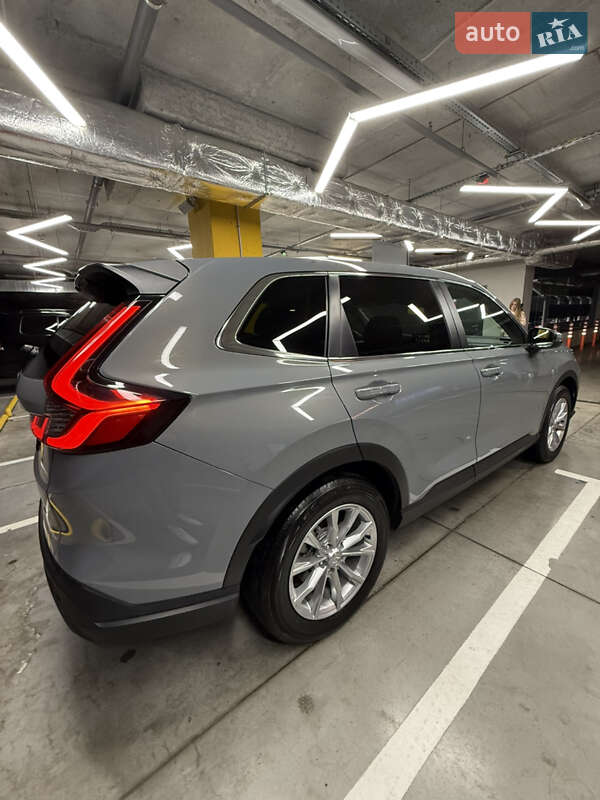 Позашляховик / Кросовер Honda CR-V 2023 в Києві