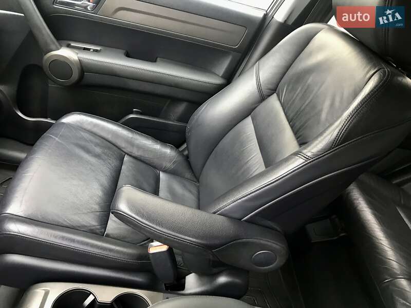 Позашляховик / Кросовер Honda CR-V 2010 в П'ятихатках