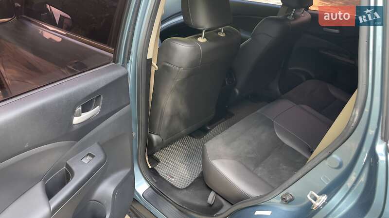 Позашляховик / Кросовер Honda CR-V 2014 в Харкові
