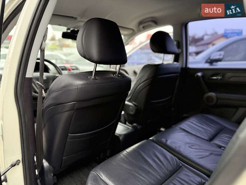 Позашляховик / Кросовер Honda CR-V 2011 в Дніпрі