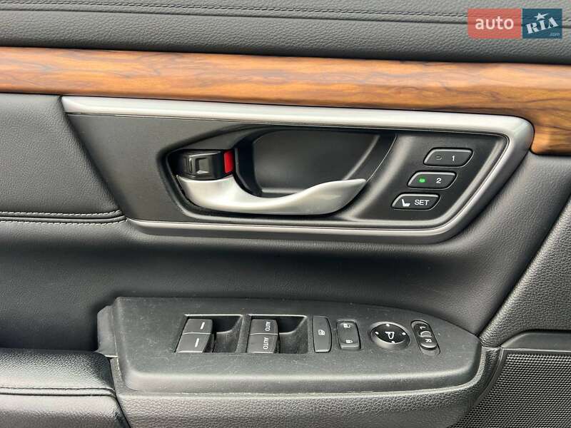 Внедорожник / Кроссовер Honda CR-V 2017 в Полтаве фото 14 Внедорожник / Кроссовер Honda CR-V 2017 в Полтаве