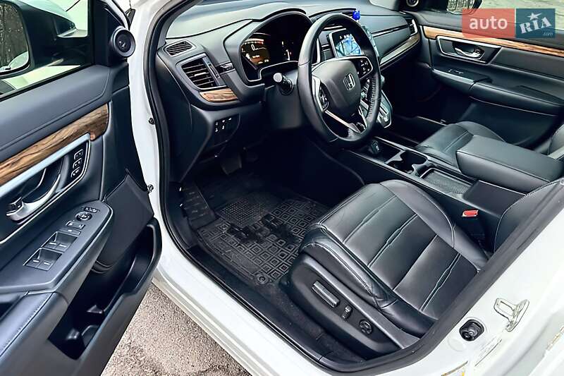 Позашляховик / Кросовер Honda CR-V 2017 в Києві фото 12 Позашляховик / Кросовер Honda CR-V 2017 в Києві