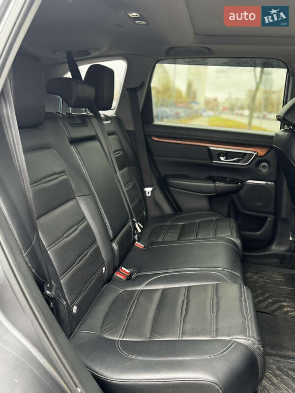 Позашляховик / Кросовер Honda CR-V 2019 в Києві