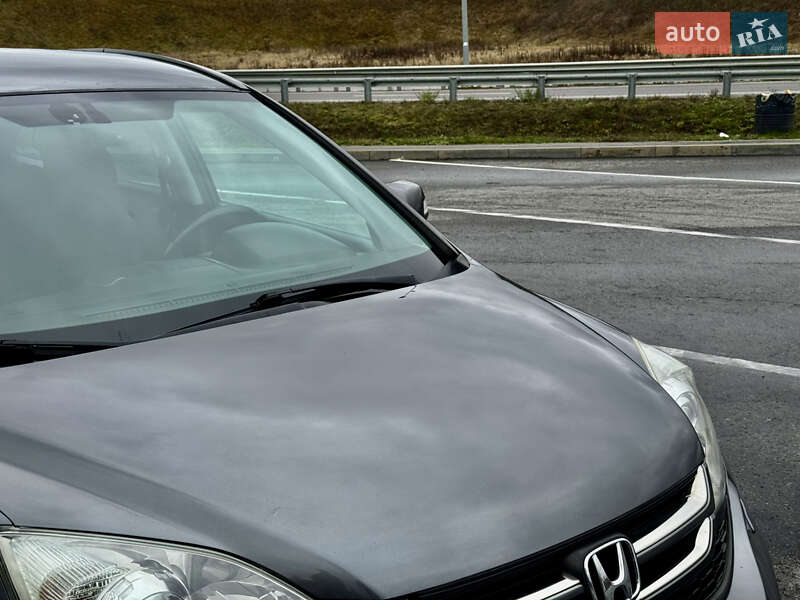 Позашляховик / Кросовер Honda CR-V 2011 в Полтаві