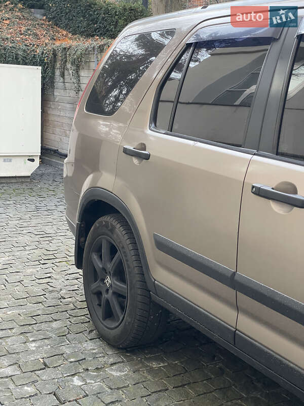 Внедорожник / Кроссовер Honda CR-V 2003 в Львове