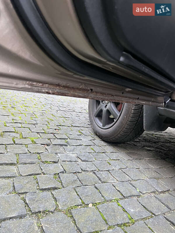 Внедорожник / Кроссовер Honda CR-V 2003 в Львове