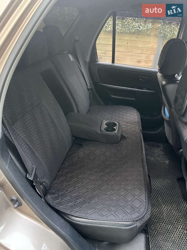 Внедорожник / Кроссовер Honda CR-V 2003 в Львове