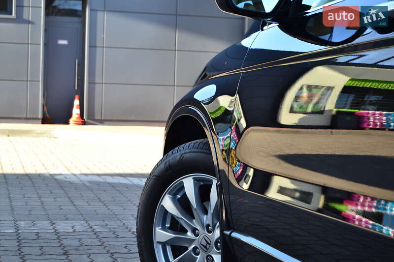 Позашляховик / Кросовер Honda CR-V 2011 в Дрогобичі