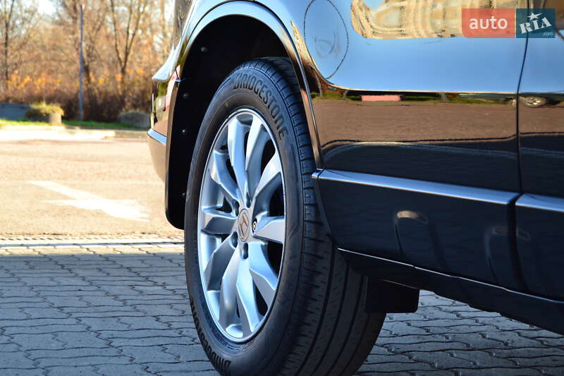 Позашляховик / Кросовер Honda CR-V 2011 в Дрогобичі
