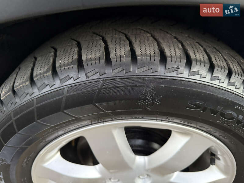 Позашляховик / Кросовер Honda CR-V 2008 в Коломиї