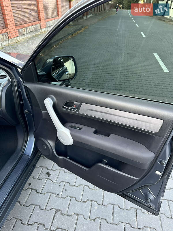 Позашляховик / Кросовер Honda CR-V 2007 в Львові фото 20 Позашляховик / Кросовер Honda CR-V 2007 в Львові